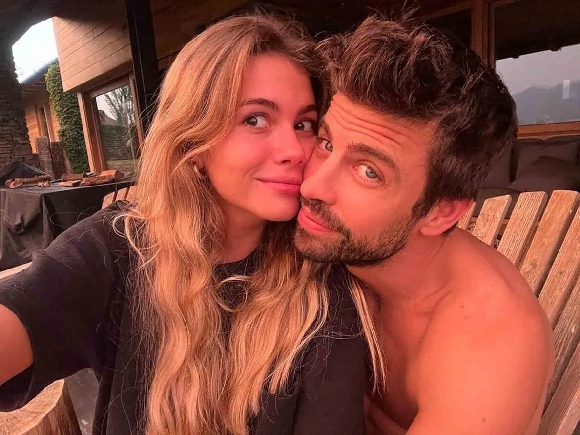Gerard Pique và Clara Chia Marti